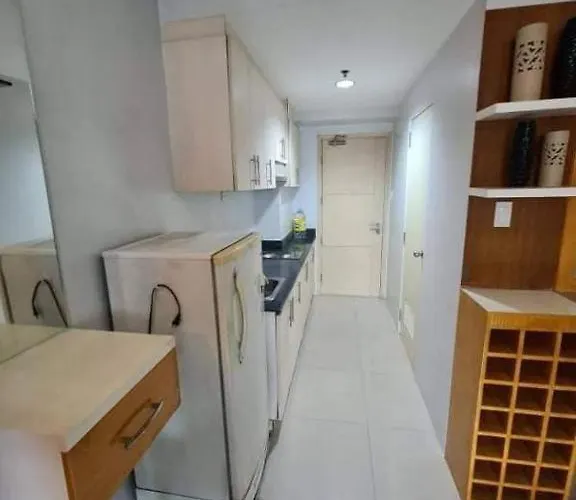Sea Residences Aparthotel Manila